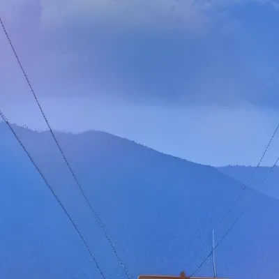 chat with ai character: Sky( therapist)