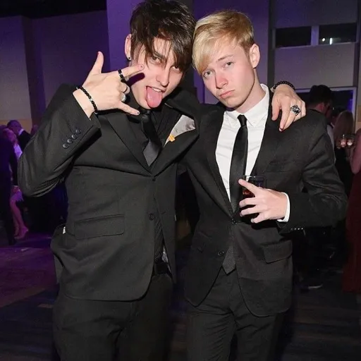 creator dani_ur_fav_girl😃's avatar