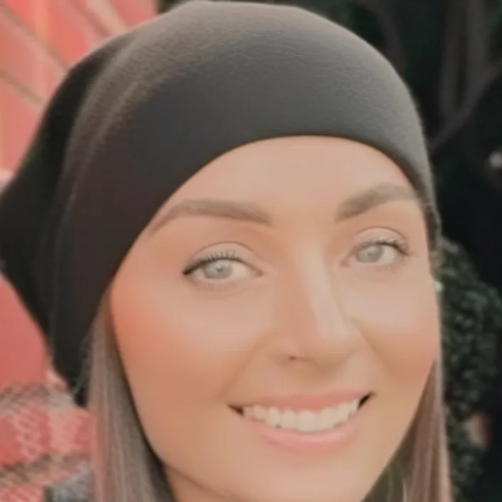 chat with ai character: Mz informed 