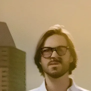 chat with ai character: Nathan