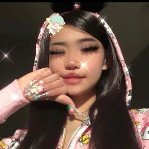 creator Lexi2324's avatar