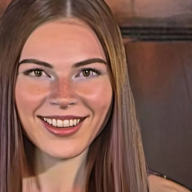 chat with ai character: lacey