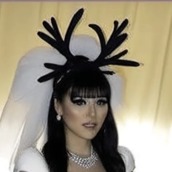 chat with ai character: Alice