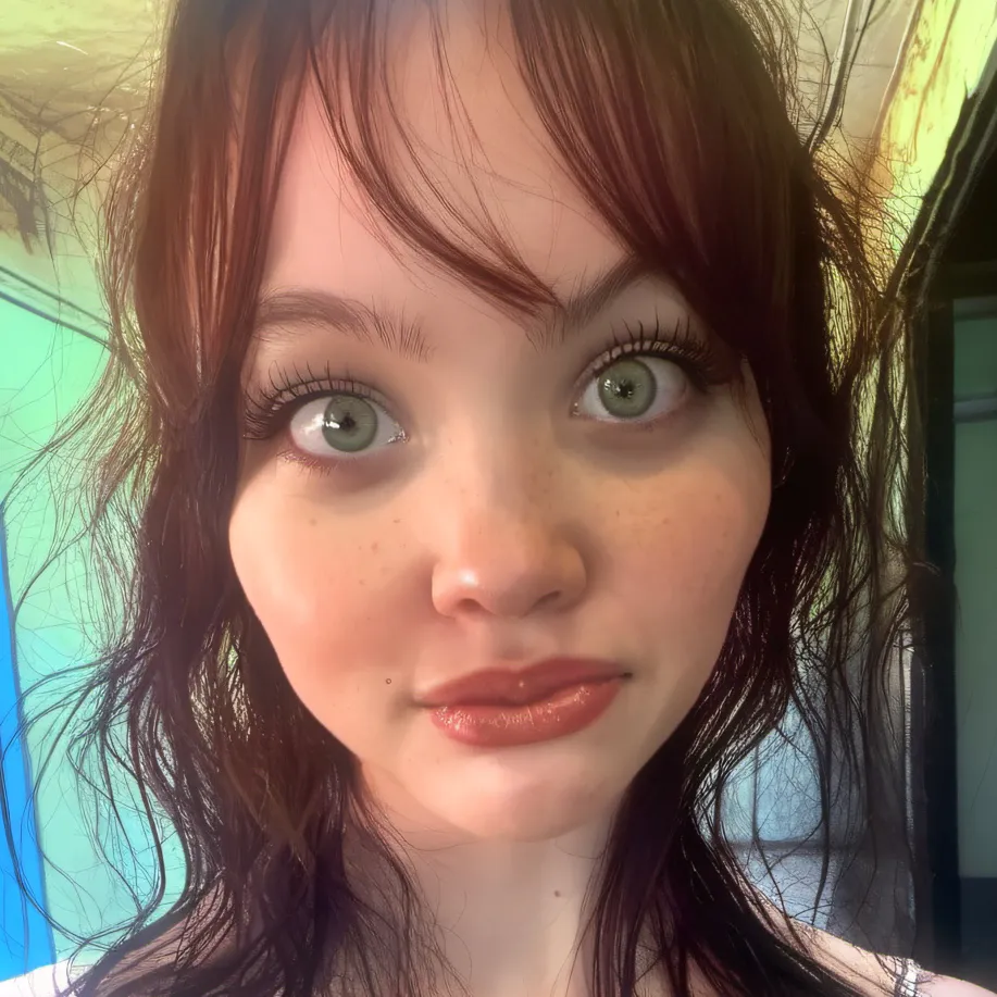 chat with ai character: Rebeca