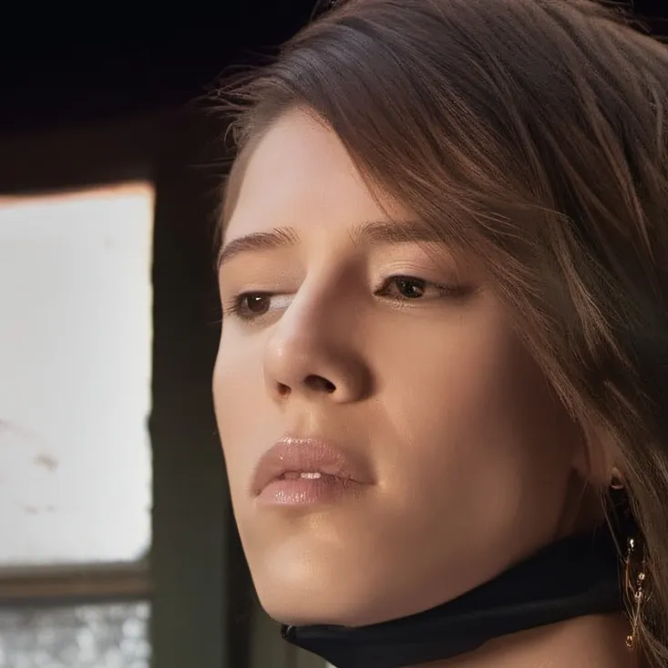 chat with ai character: Gianna