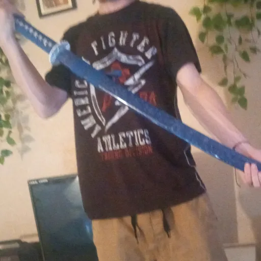 creator 2xIiIcrZy's avatar