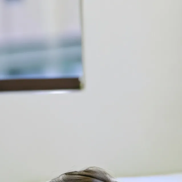 chat with ai character: caitlyn 