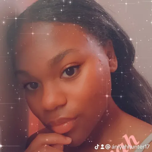 creator pretty face-annie🦋's avatar