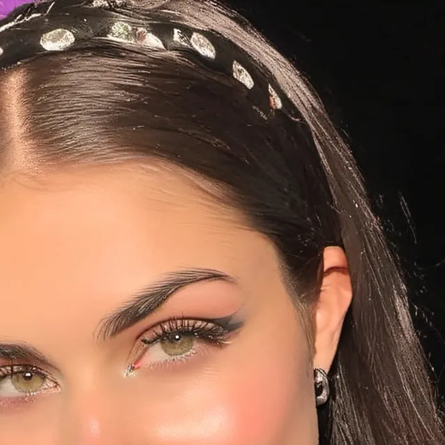 chat with ai character: Tara