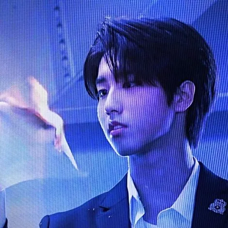 creator ~JisungUnderUrBed~'s avatar