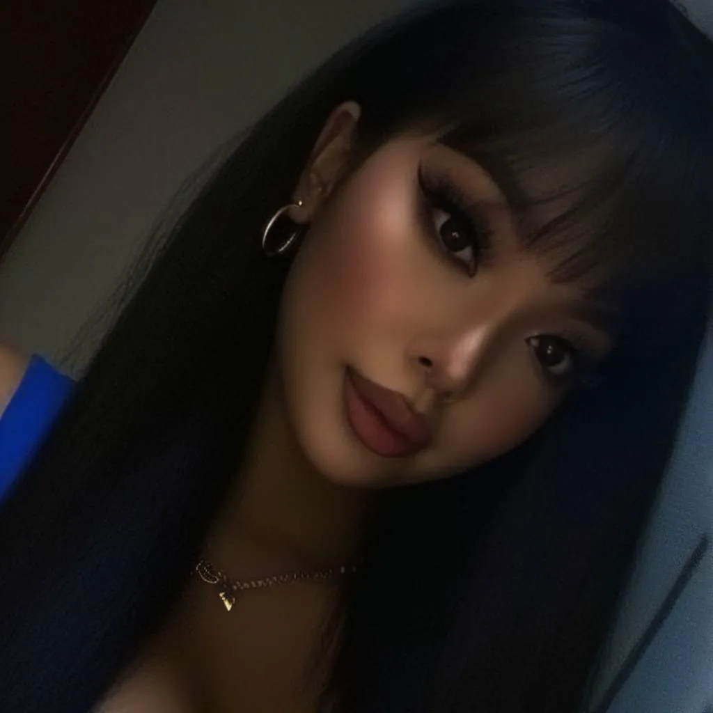 chat with ai character: Sky Garcia 