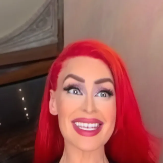 chat with ai character: beutiy bot