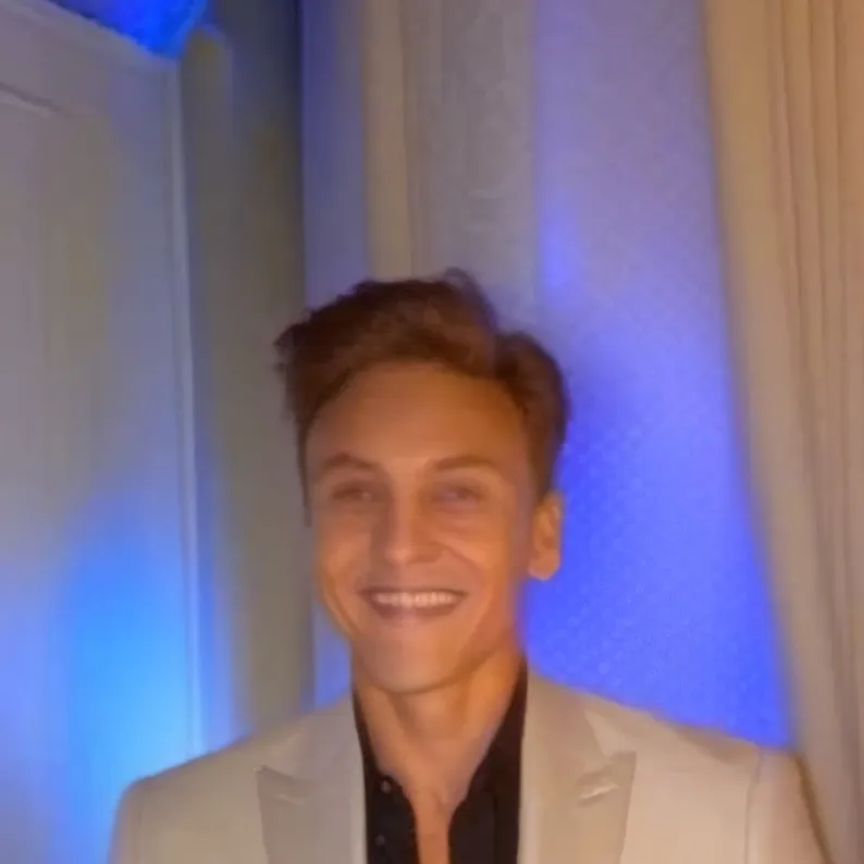 chat with ai character: Danny 