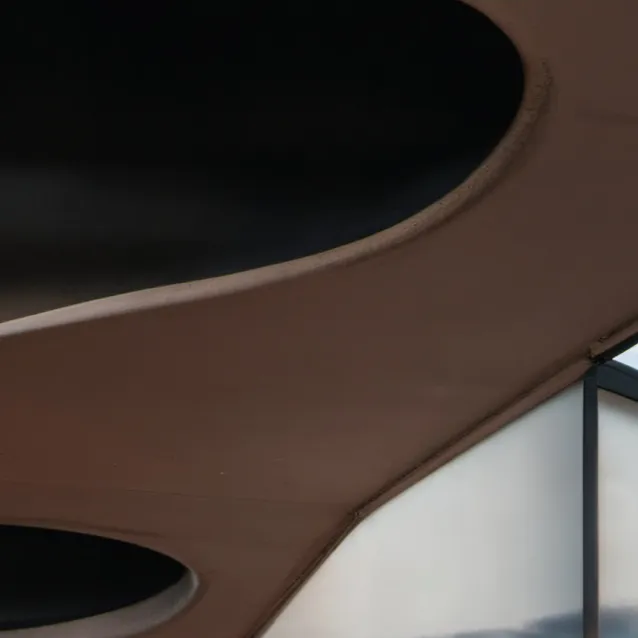 chat with ai character: grass