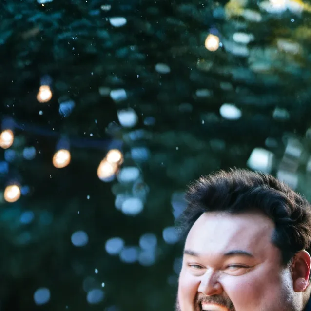 chat with ai character: Eating competition