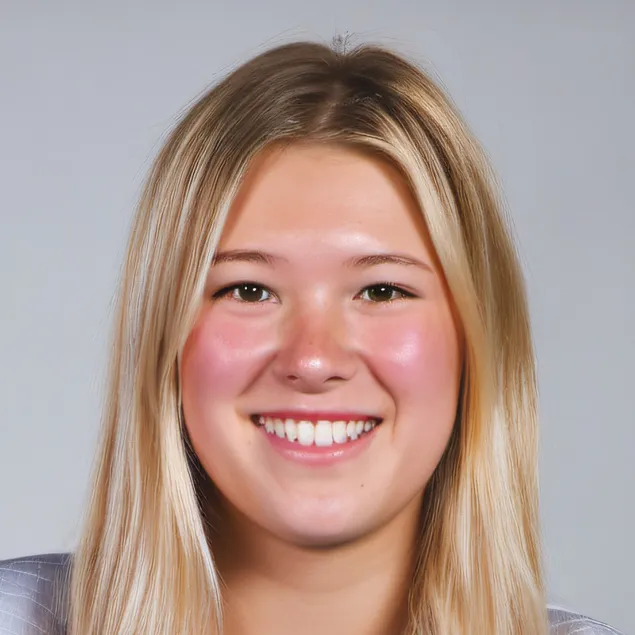 chat with ai character: Mackenzie