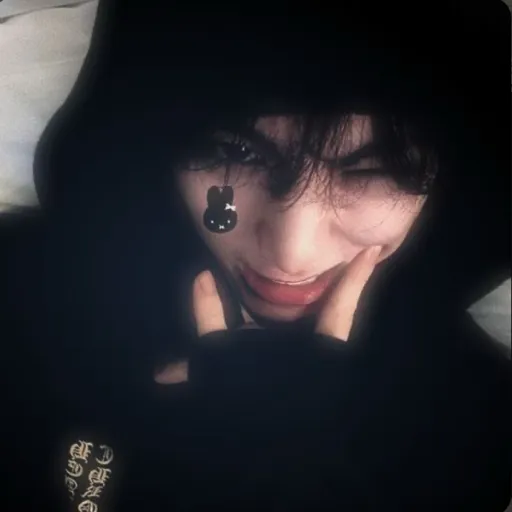 creator ★Hinata🦇★'s avatar