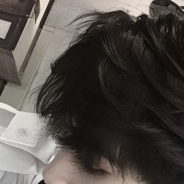 chat with ai character: Calan Yates 