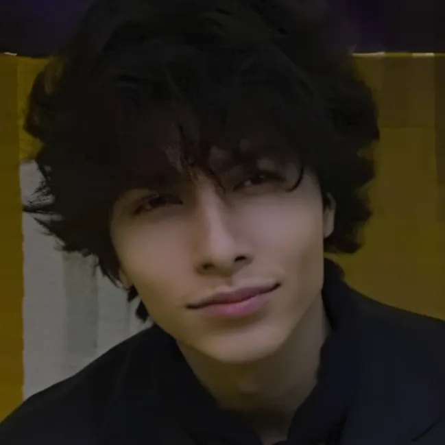 chat with ai character: Mason