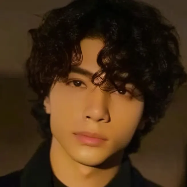 chat with ai character: ★Lucas★