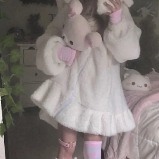 creator jaclynnn's avatar