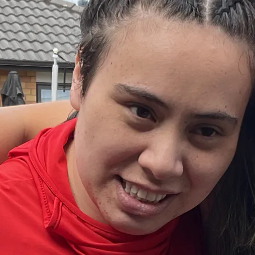 creator Sadie Harris's avatar