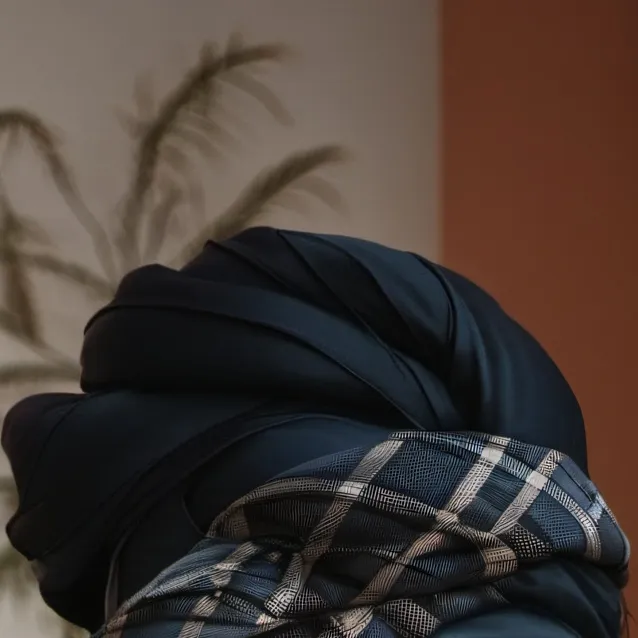 chat with ai character: niskaline