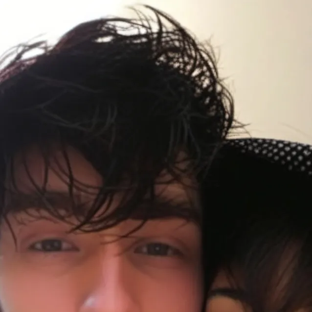 chat with ai character: Marcus