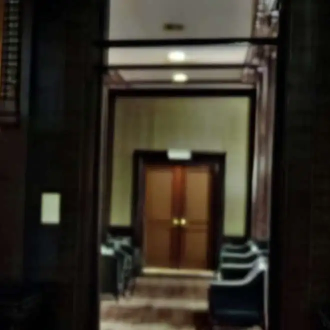 chat with ai character: Doors