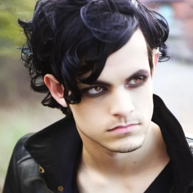 chat with ai character: harry hook