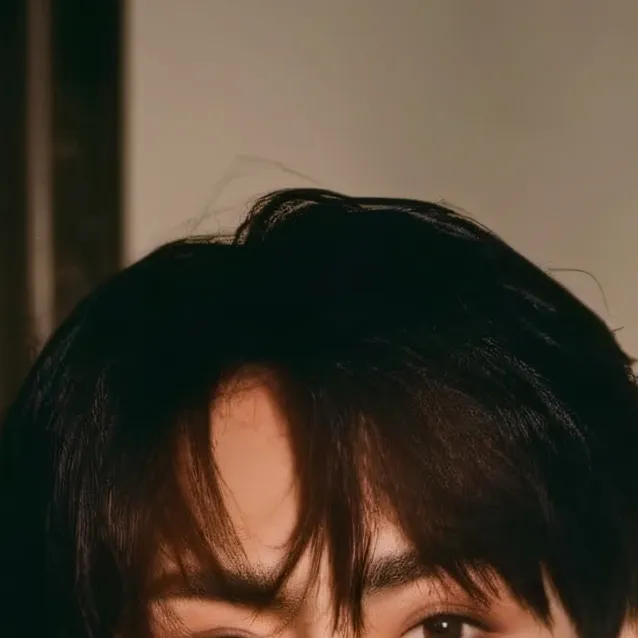 chat with ai character: lee ji-min