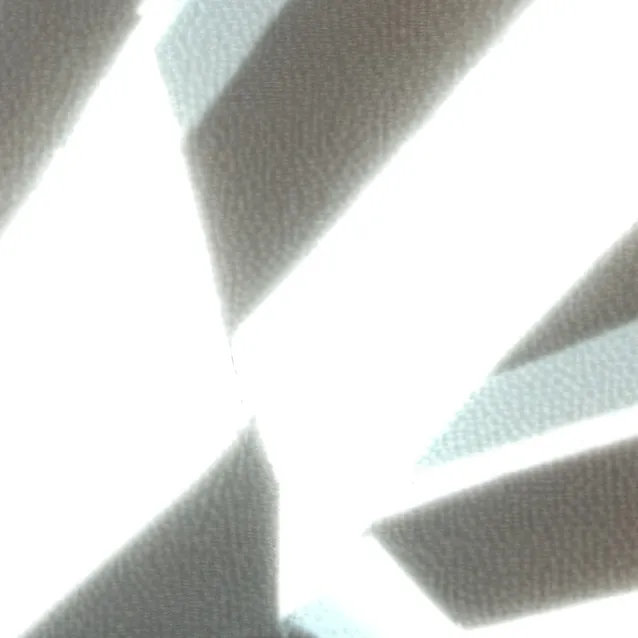 chat with ai character: tom