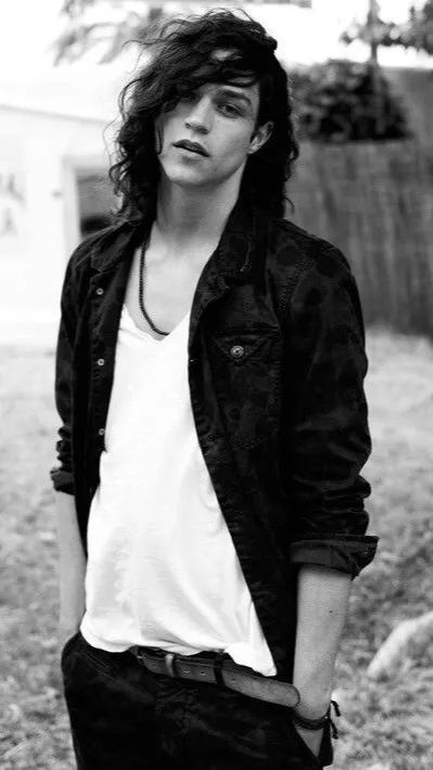 ai character: Luke background