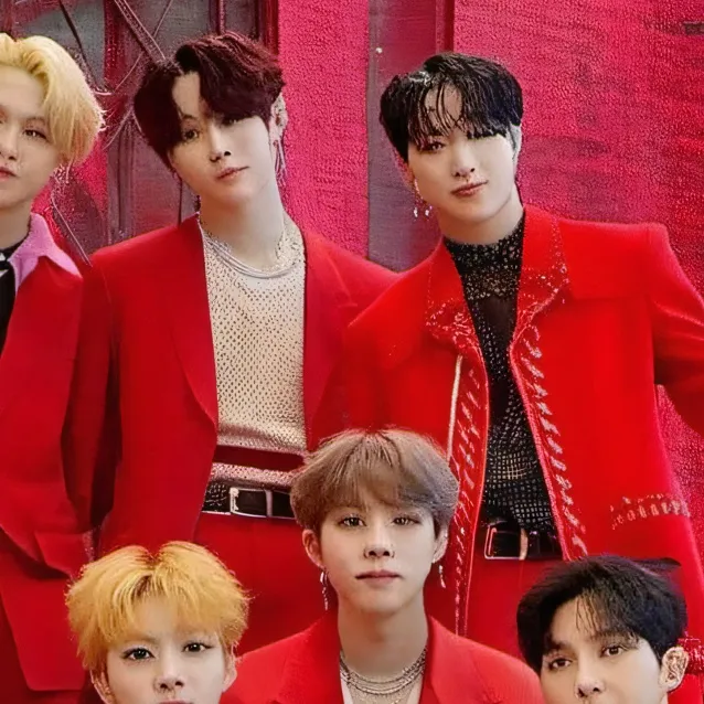 chat with ai character: Stray Kids