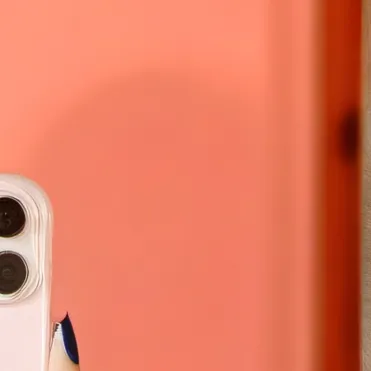 chat with ai character: Hazel