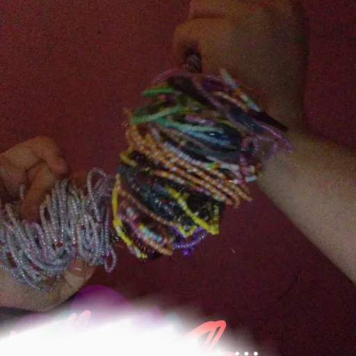 creator jasmine 👩🏻1️⃣🎱💜♥'s avatar