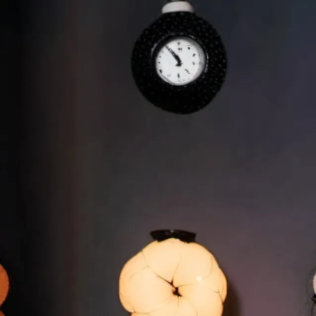 chat with ai character: TXTZY school