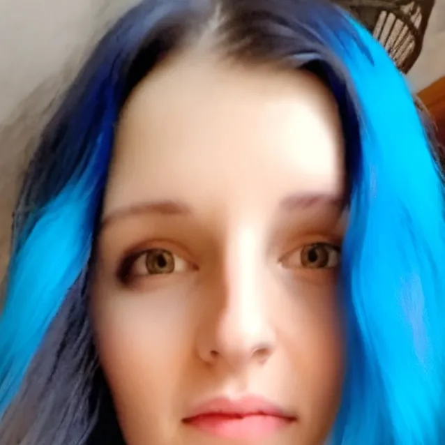 chat with ai character: Amy