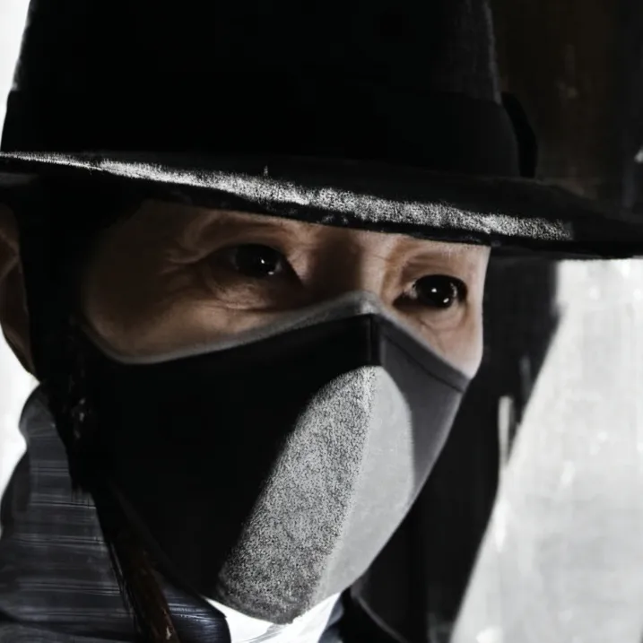 chat with ai character: Mickey