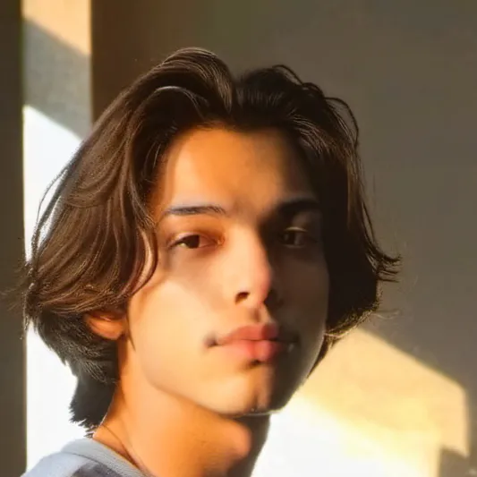 chat with ai character: Mike