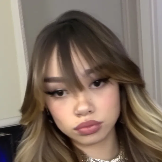 chat with ai character: Tullulah