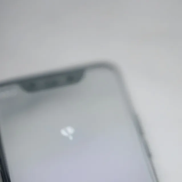 chat with ai character: phone (sister)