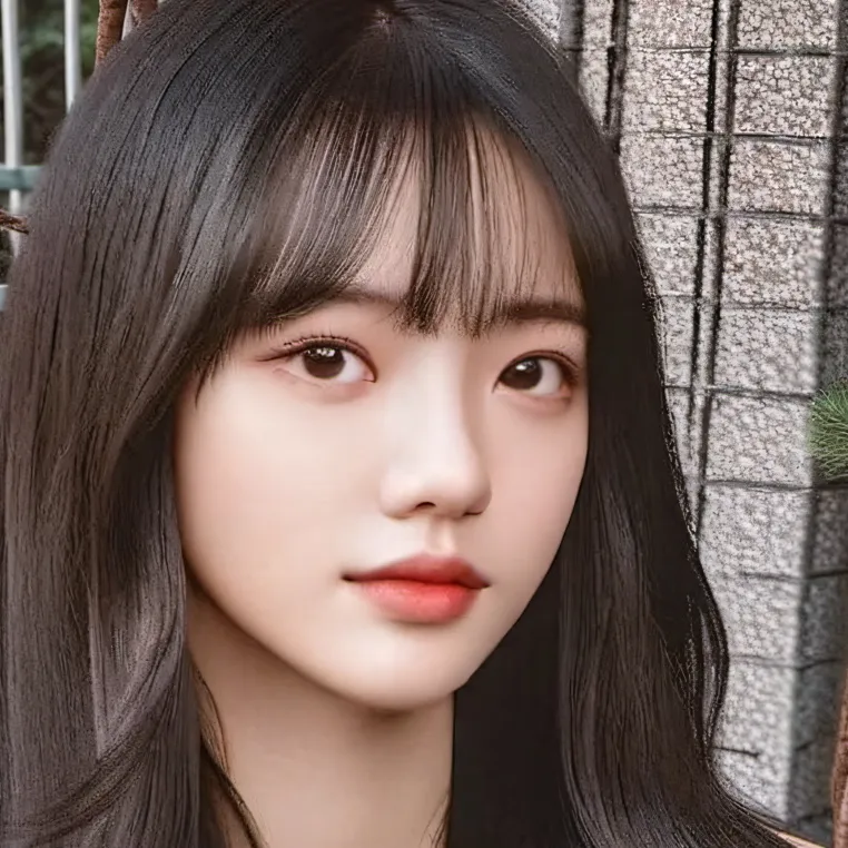 chat with ai character: Valerie