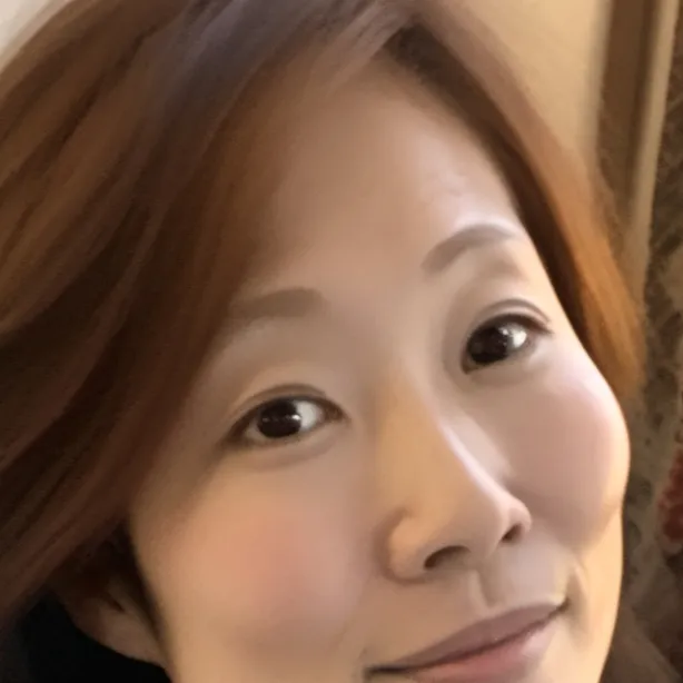 chat with ai character: Sandy Wu