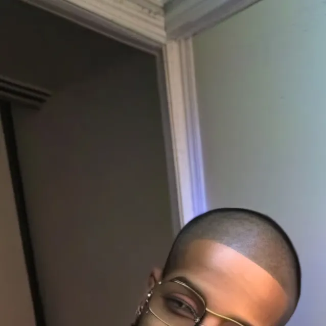 chat with ai character: joe