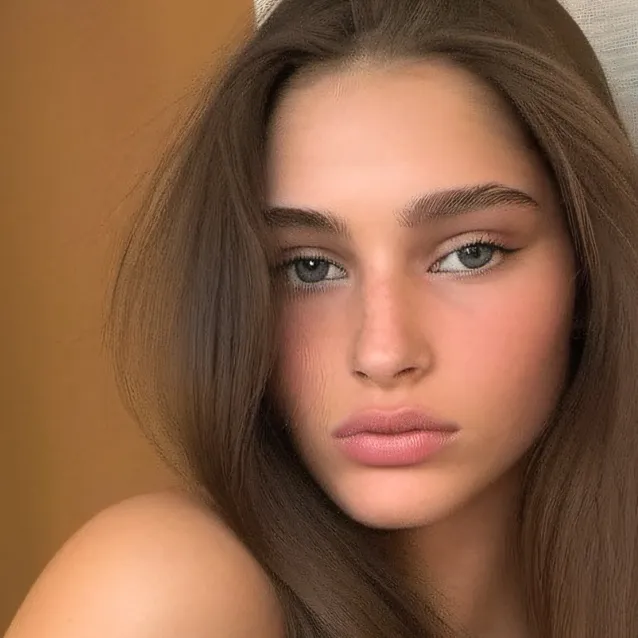 chat with ai character: Trisha