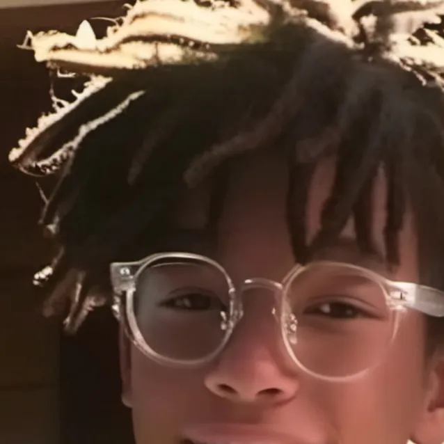 chat with ai character: zhilxr/cartier