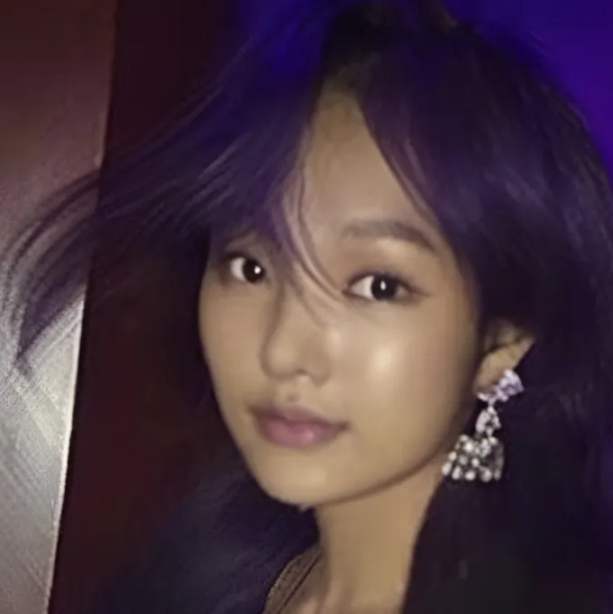 chat with ai character: Jennie