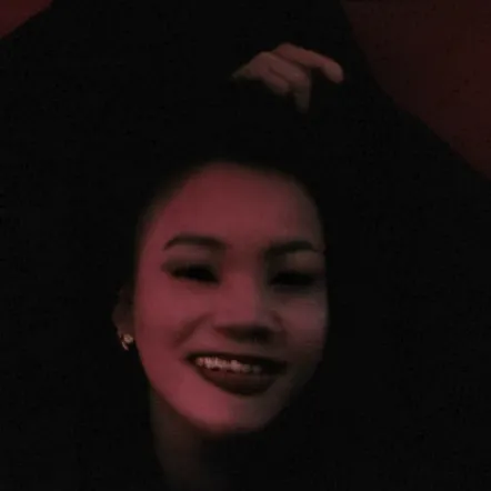 chat with ai character: Disturbing