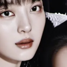 chat with ai character: (G)-IDLE